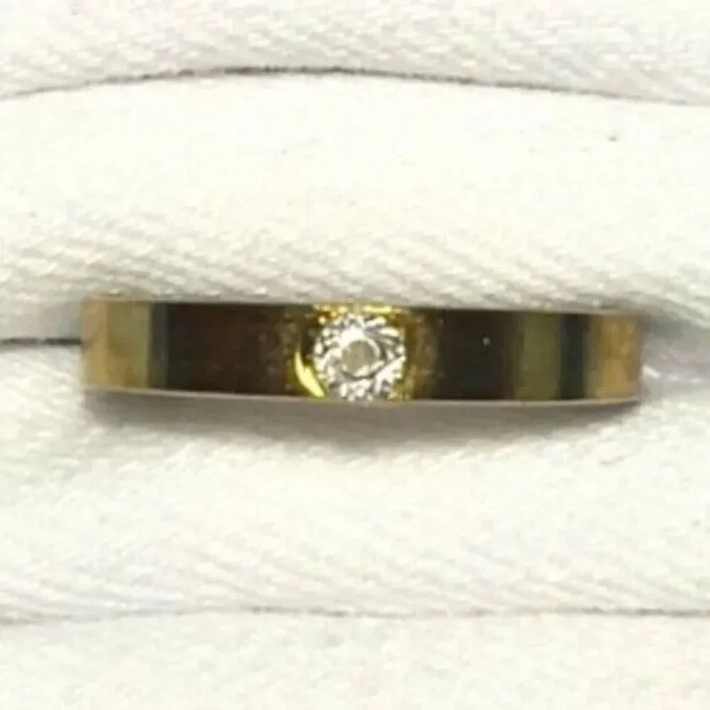 Vintage Diamond Chip Ring Adjustable Band Size 7.5 Gold Plated Costume Jewelry